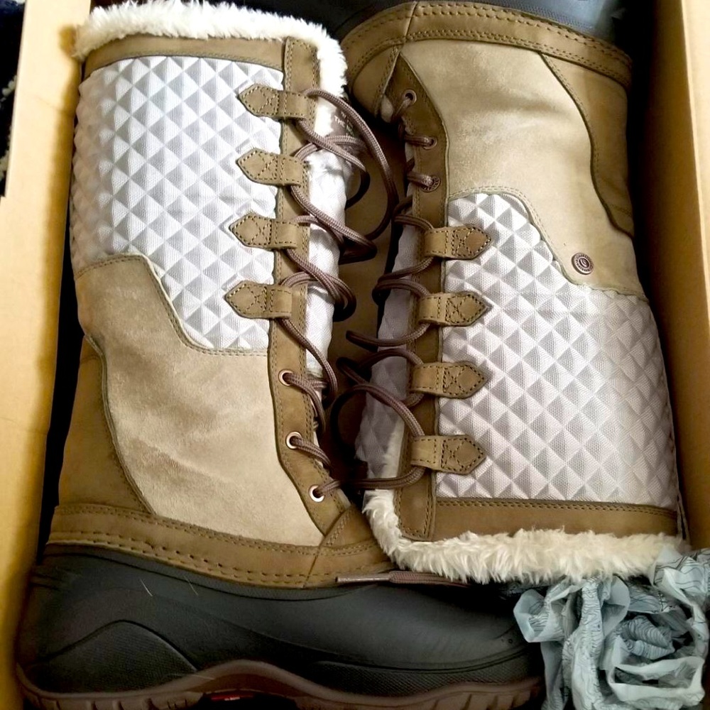 North Face snow boots